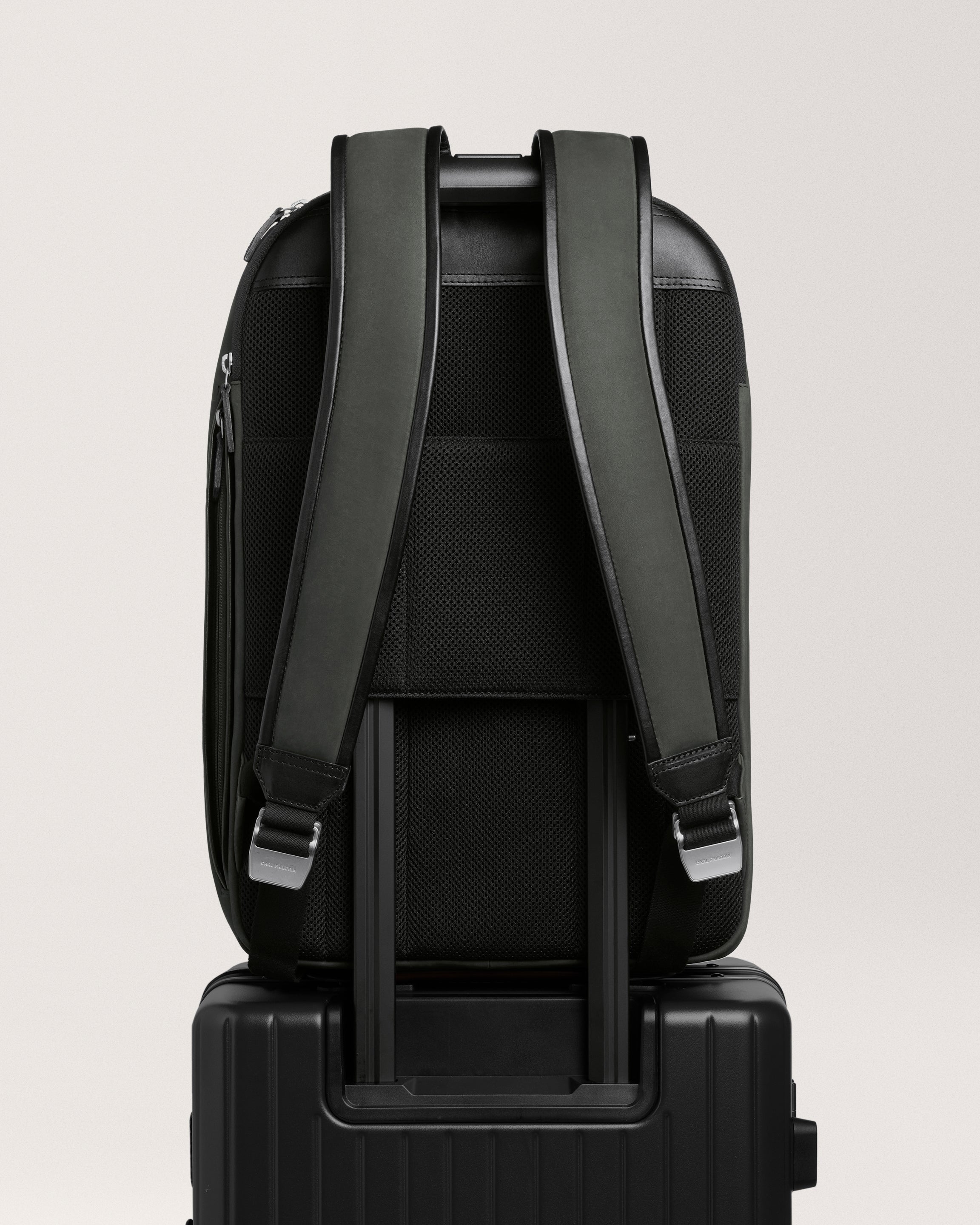 72-hour Backpack charcoal