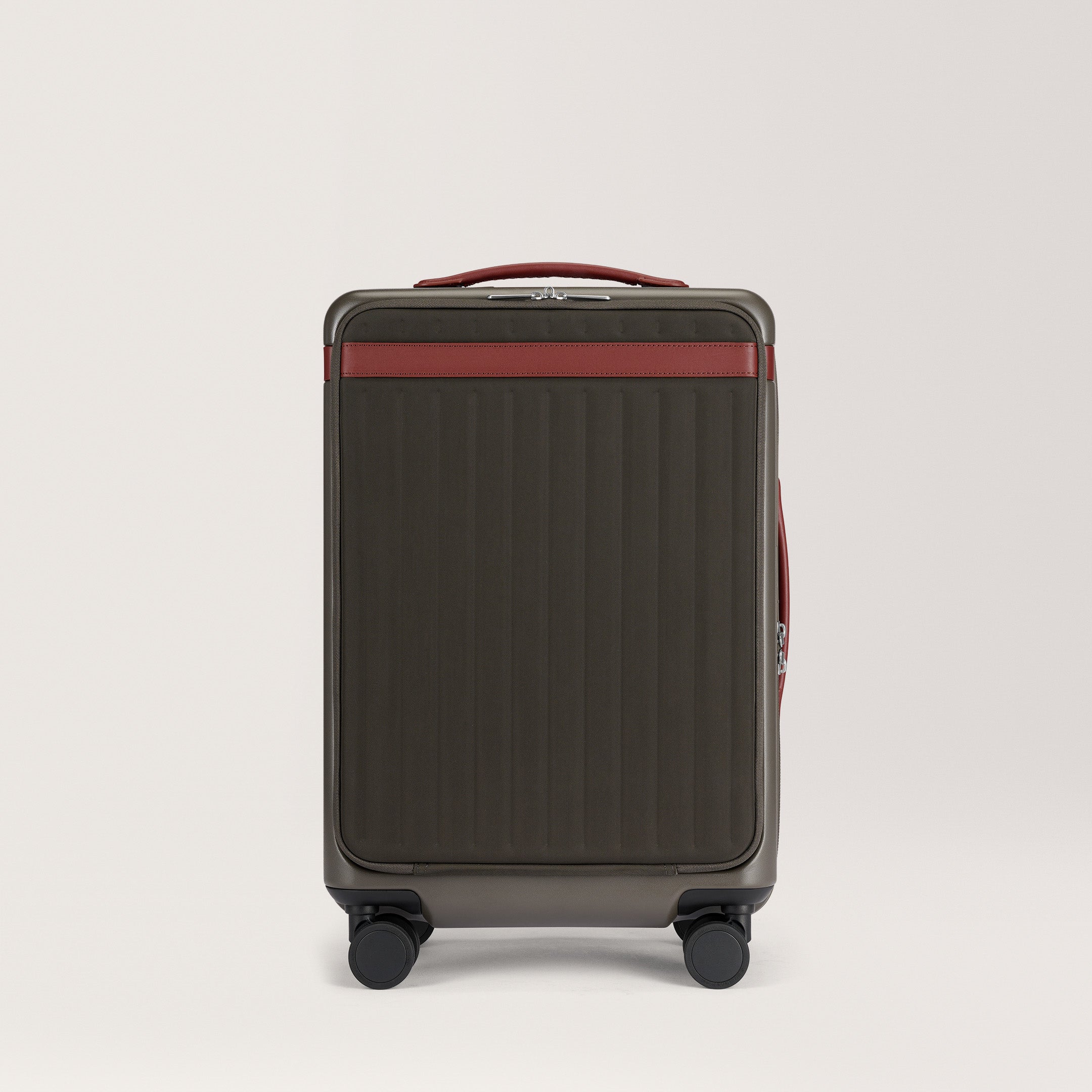 The Carry-on X Dark Olive / Hackett 