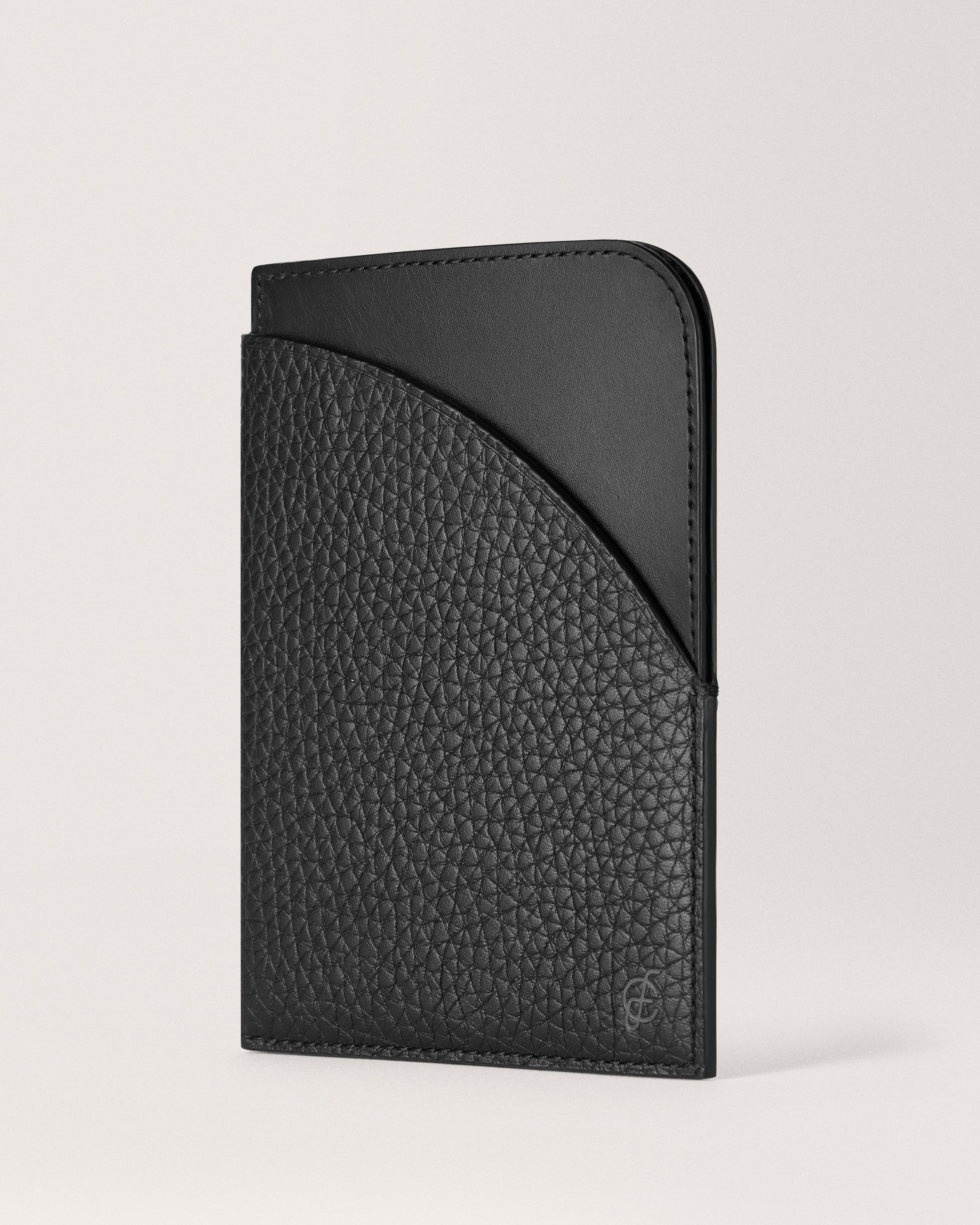 Clifton Passport Sleeve black
