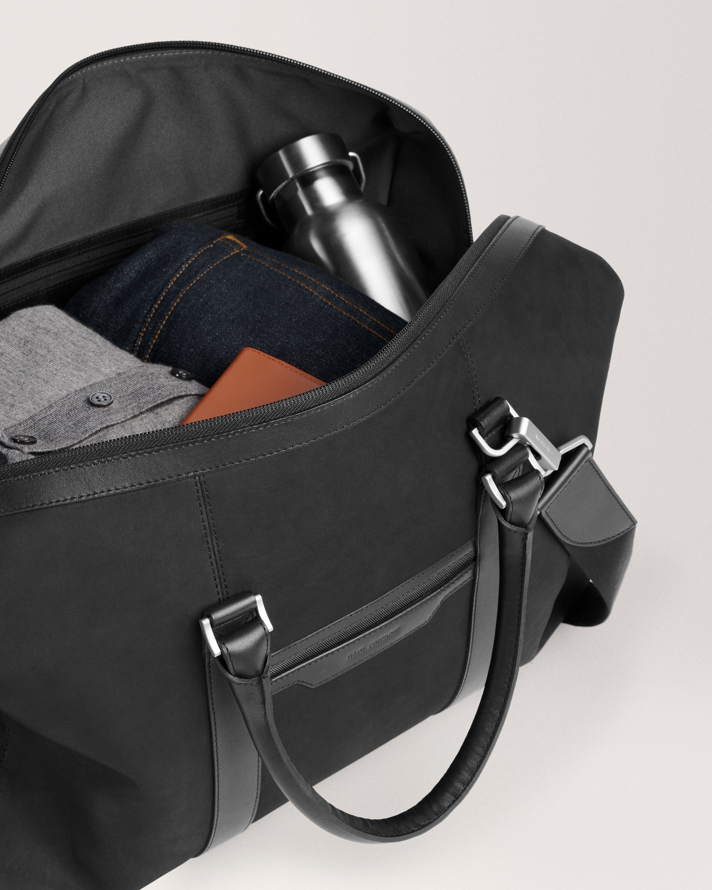 Compact Weekender black