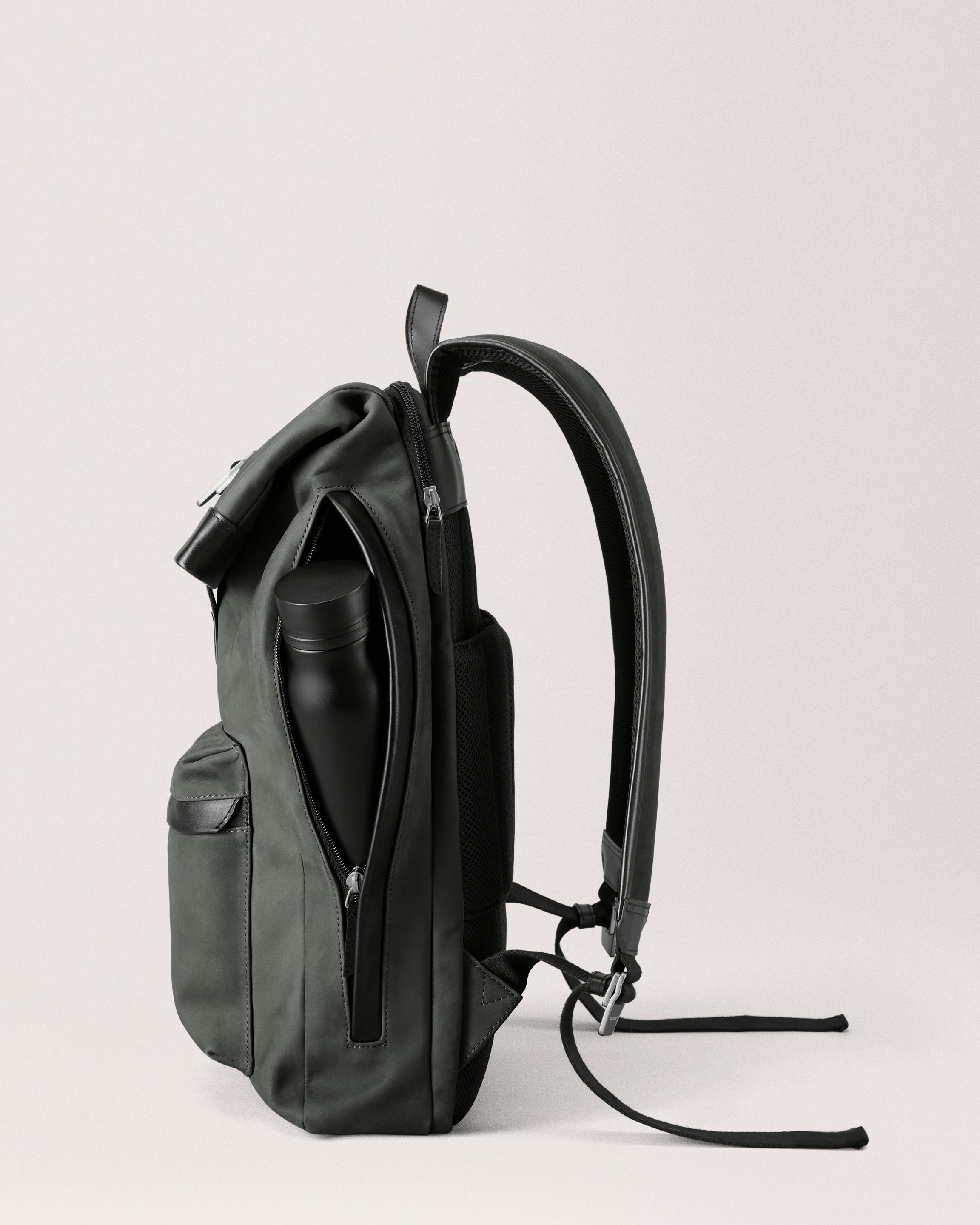 City-hopper Backpack charcoal