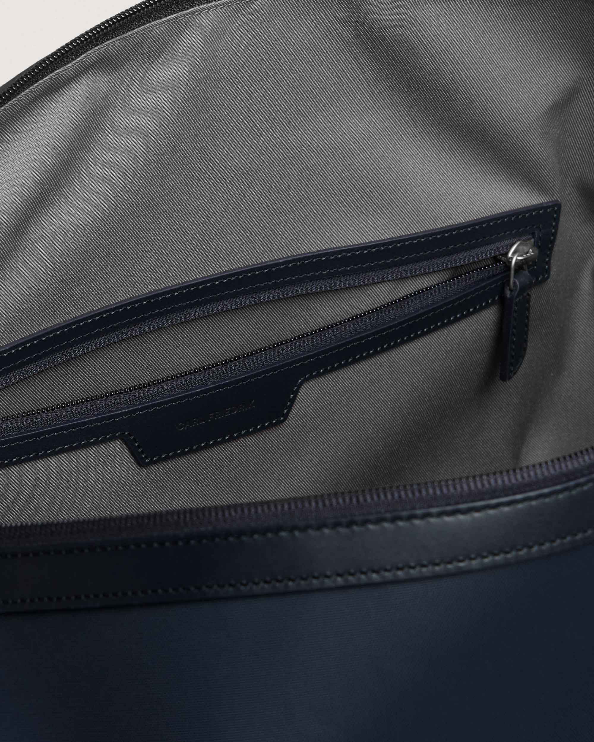 Large Weekender navy