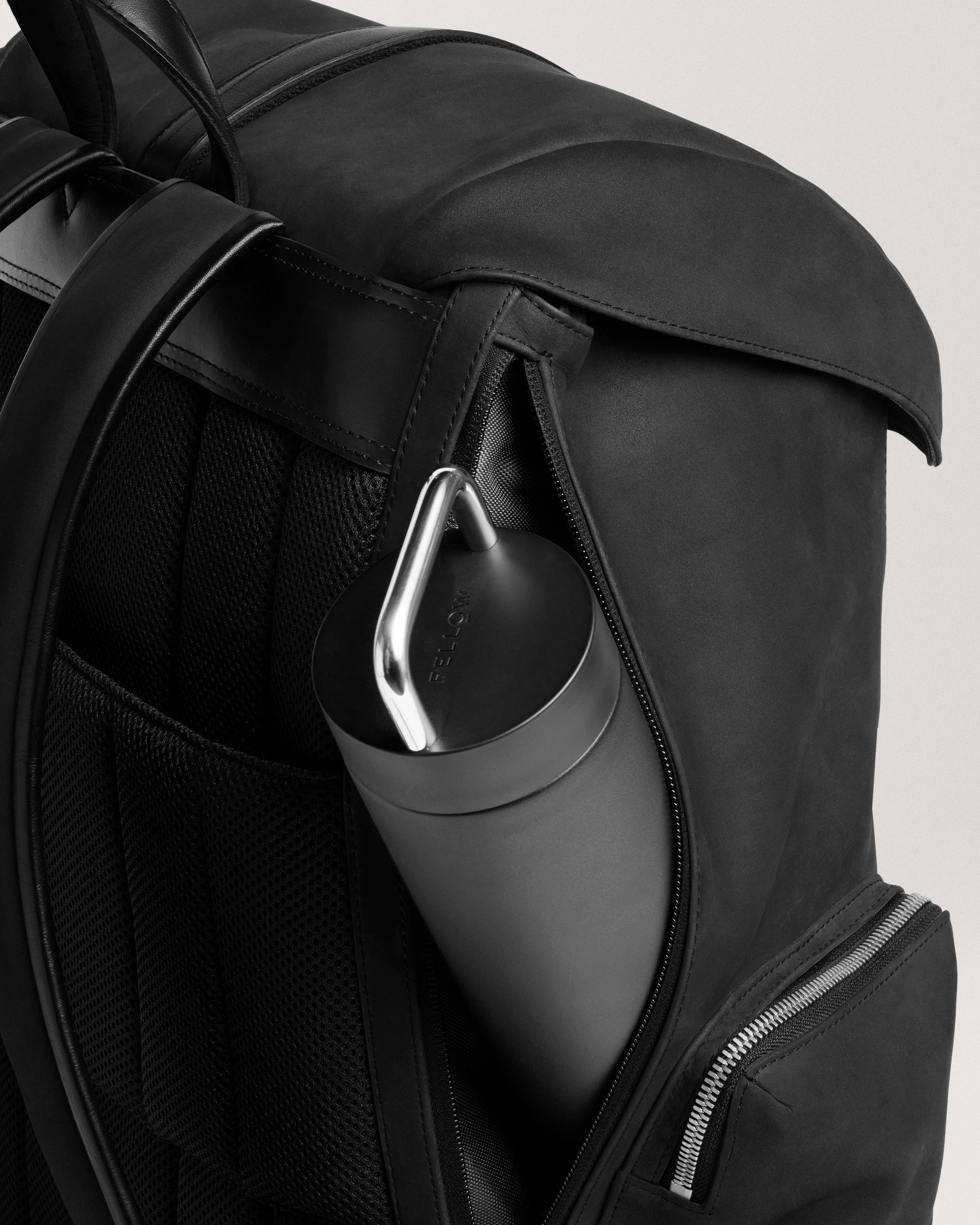 Traverse Backpack black
