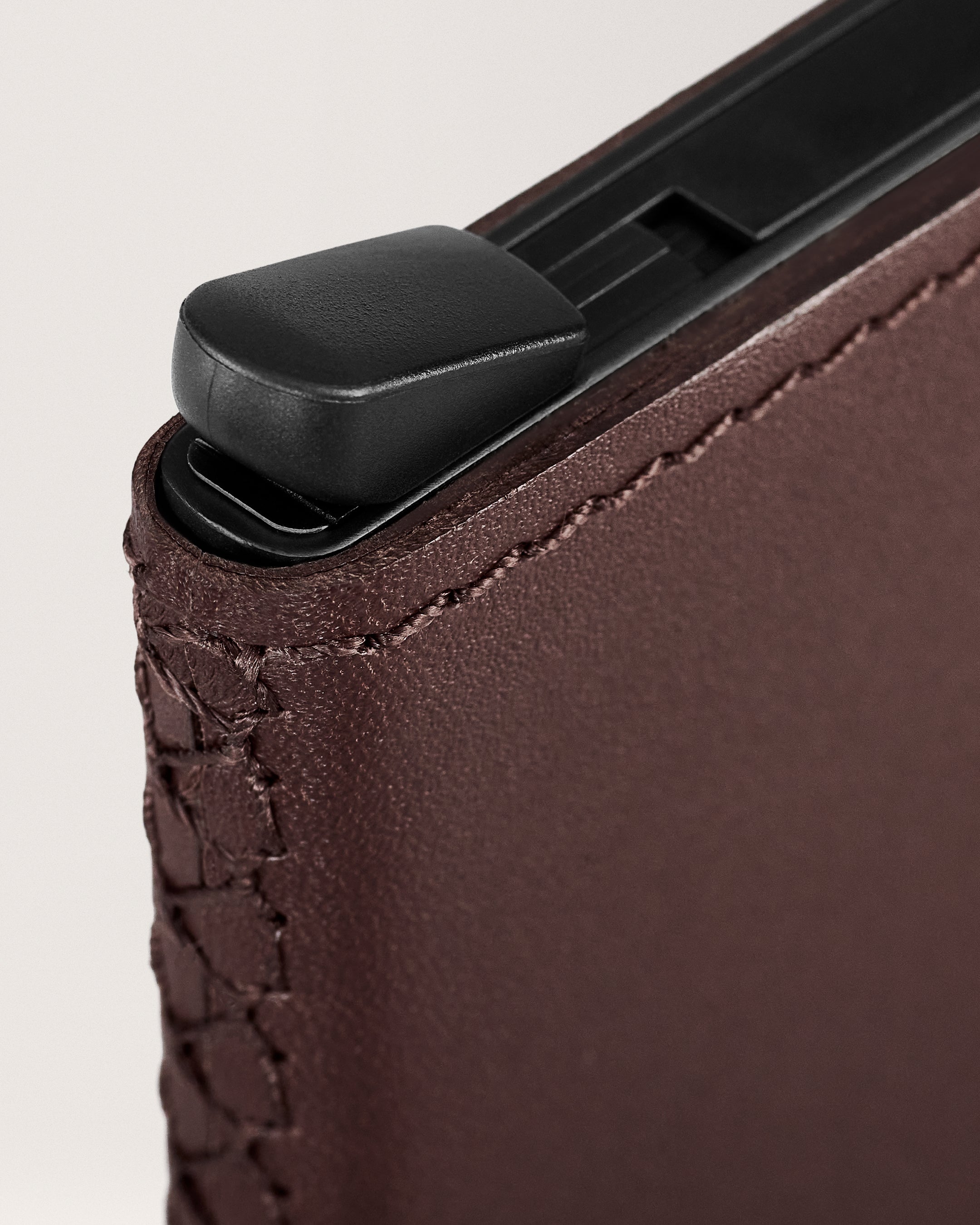 The Cardprotector - Return chocolate