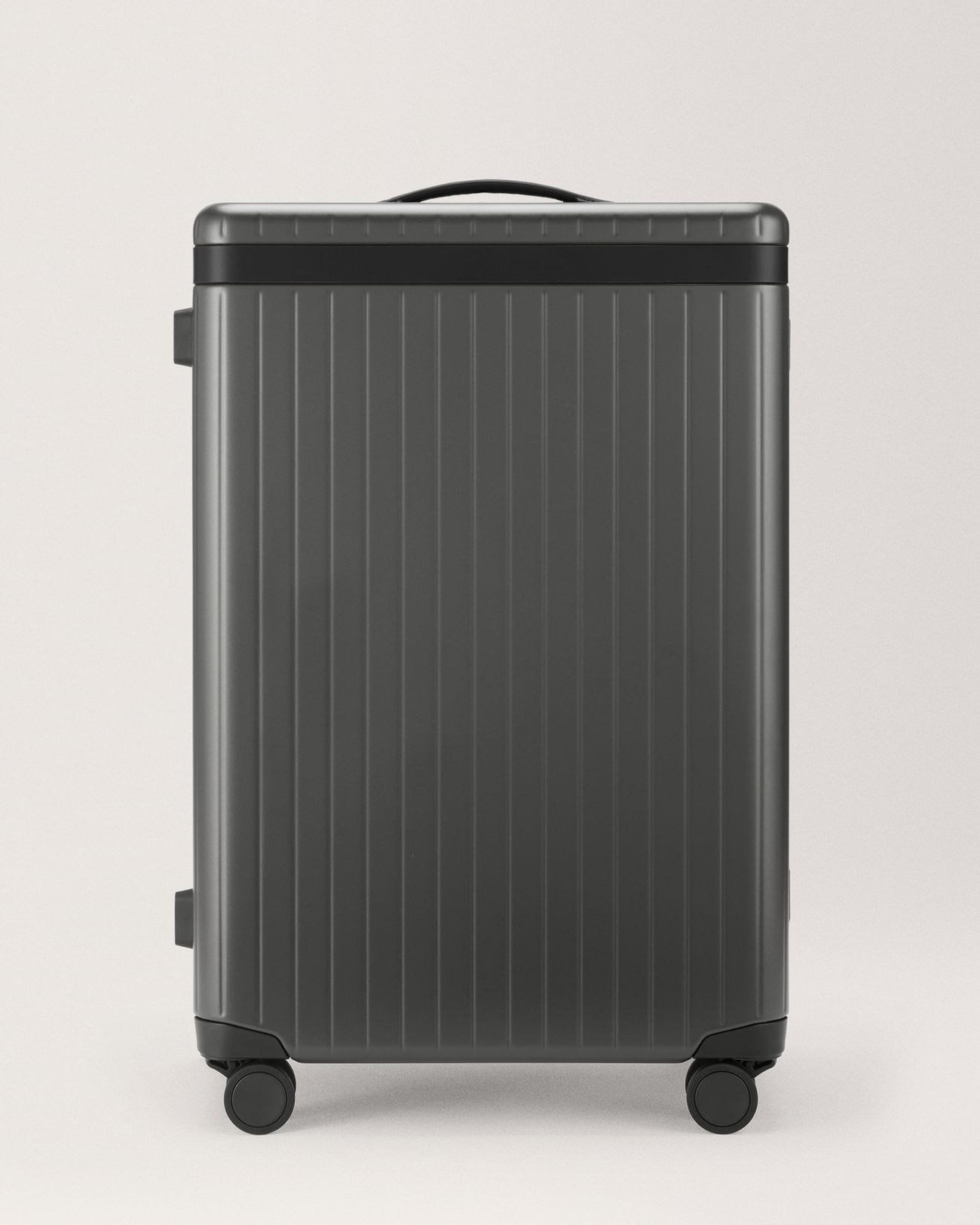 The Check-in - Sample Large grey polycarbonate suitcase - Excellent Condition 