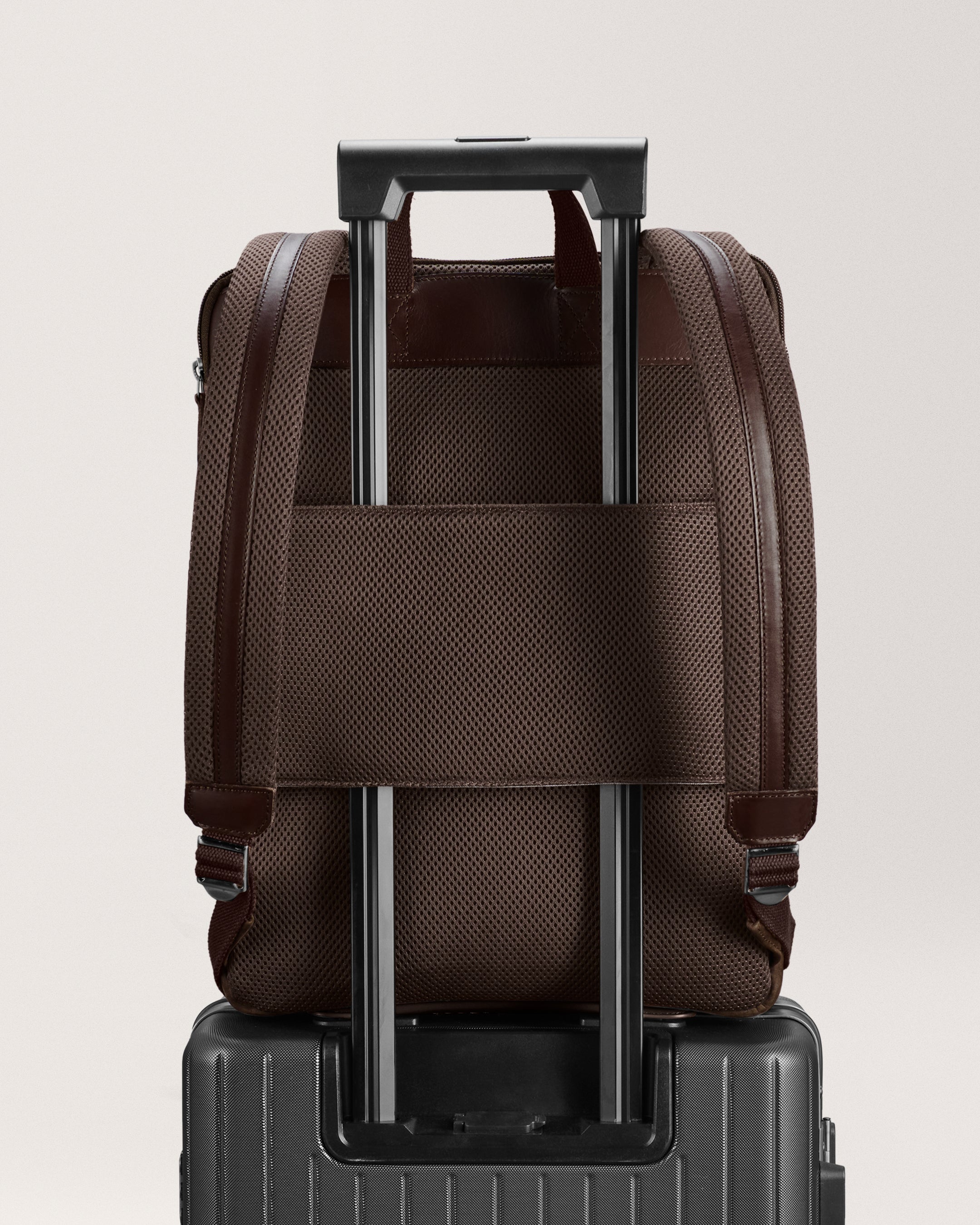 City-hopper Backpack - Return chocolate