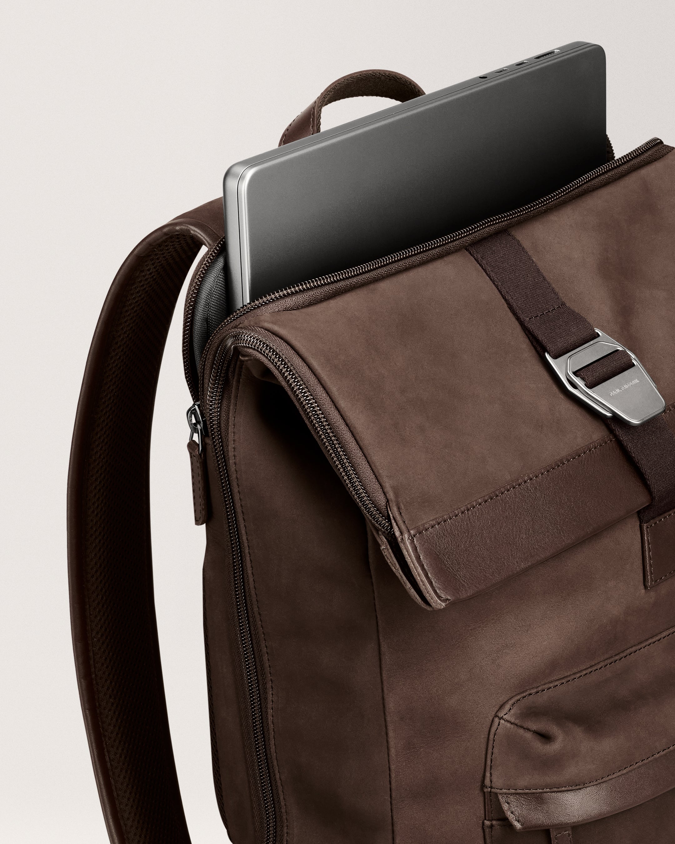 City-hopper Backpack - Return chocolate