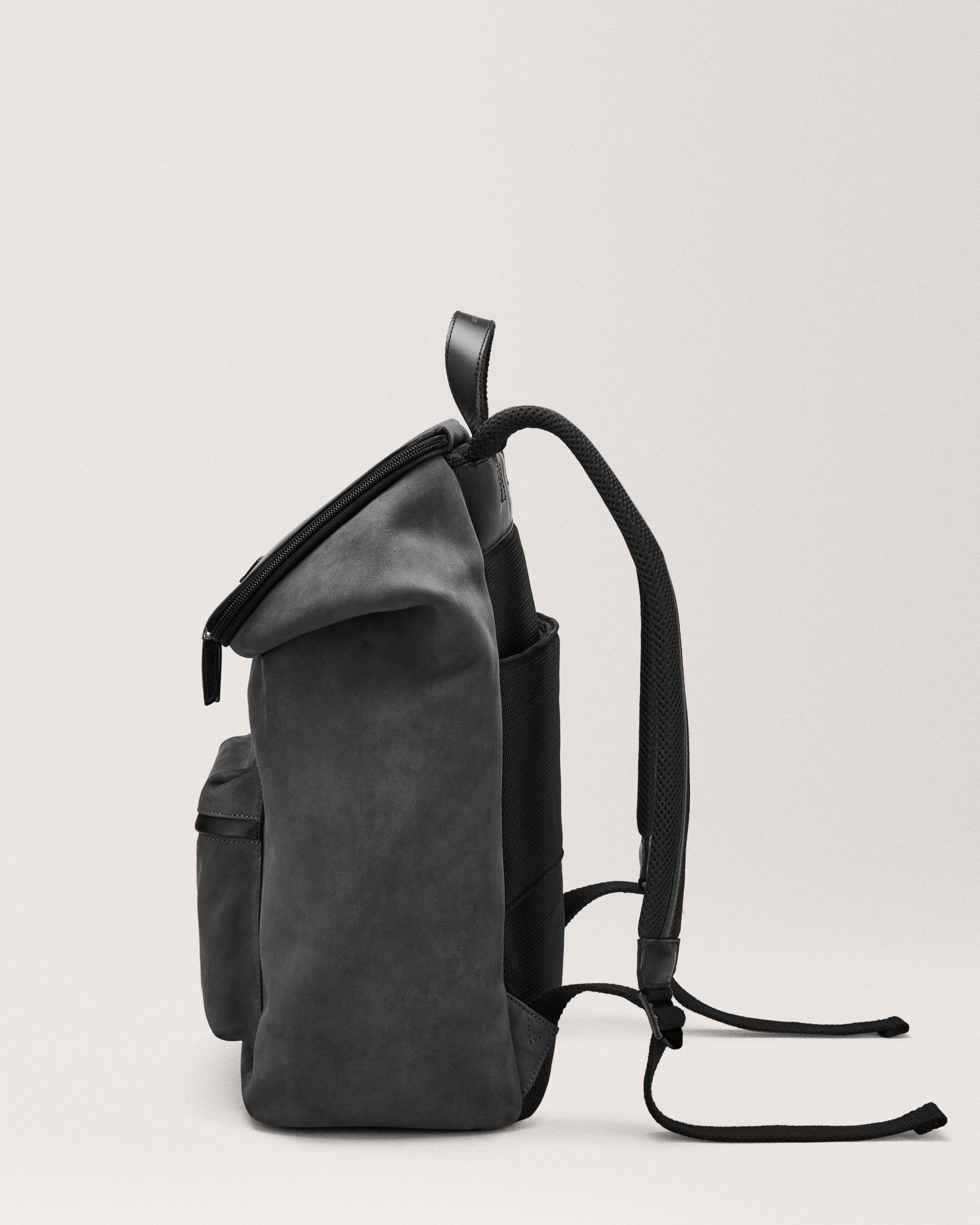 Day-to-Day Backpack - Return charcoal