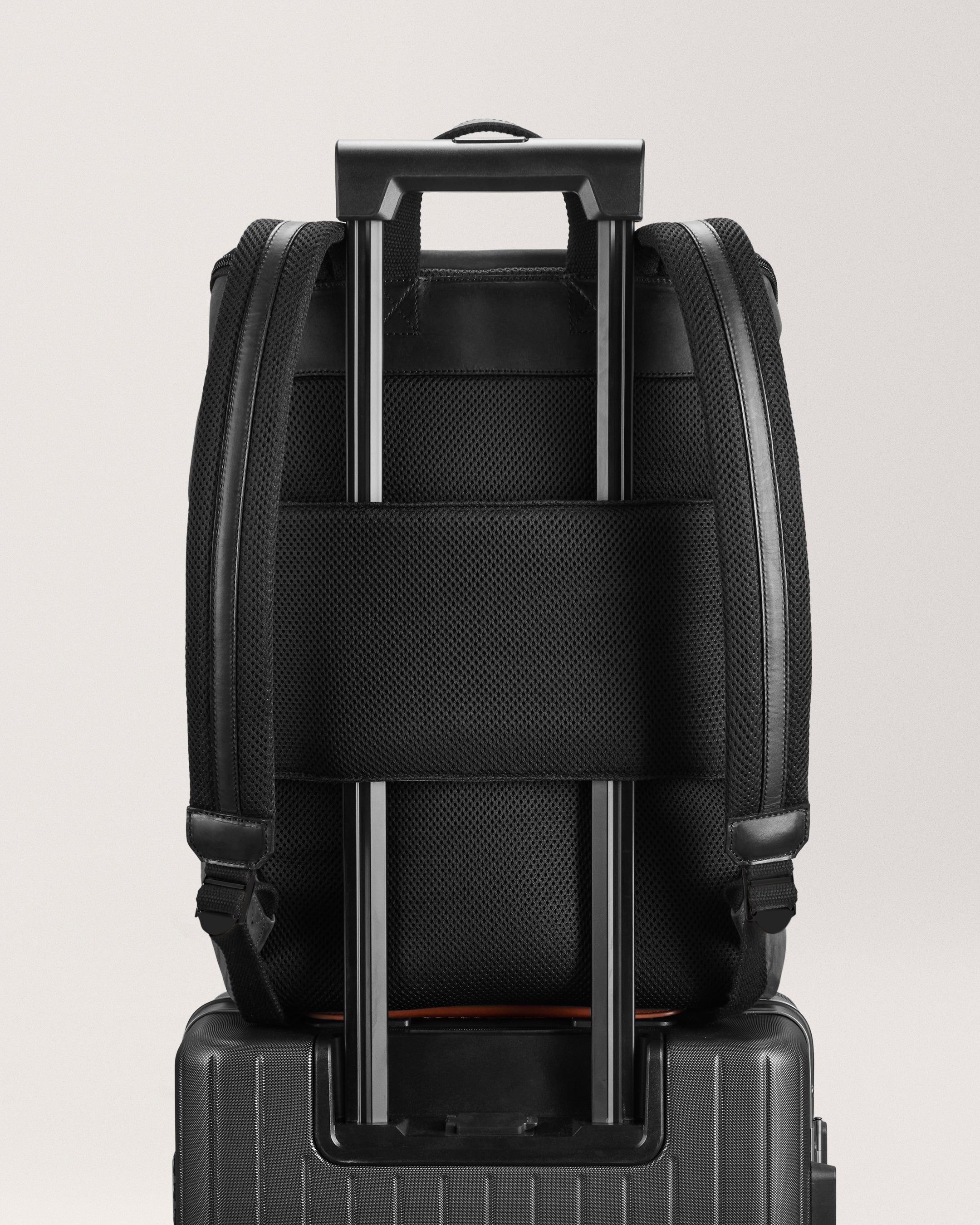 Day-to-Day Backpack - Return charcoal