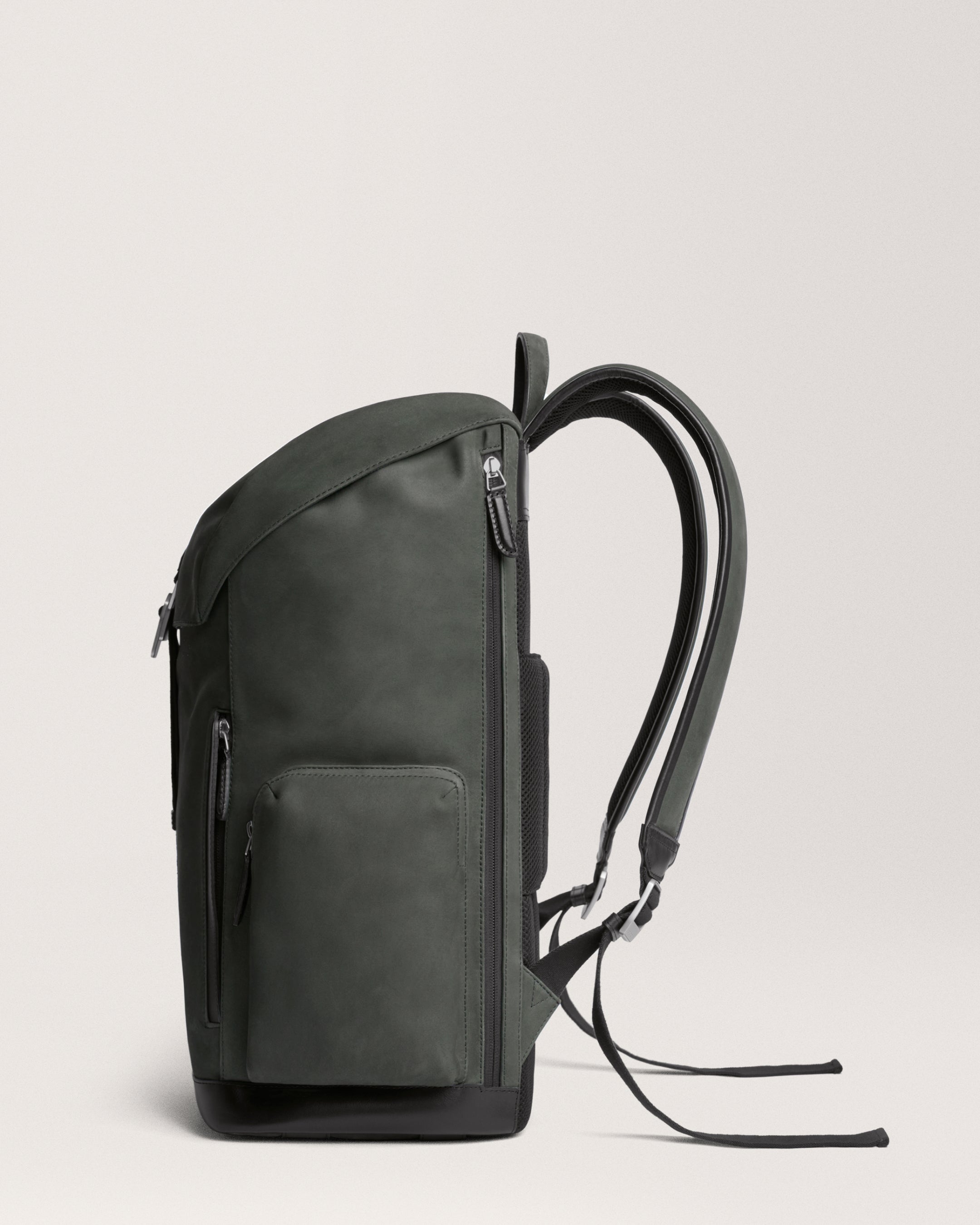 Traverse Backpack charcoal