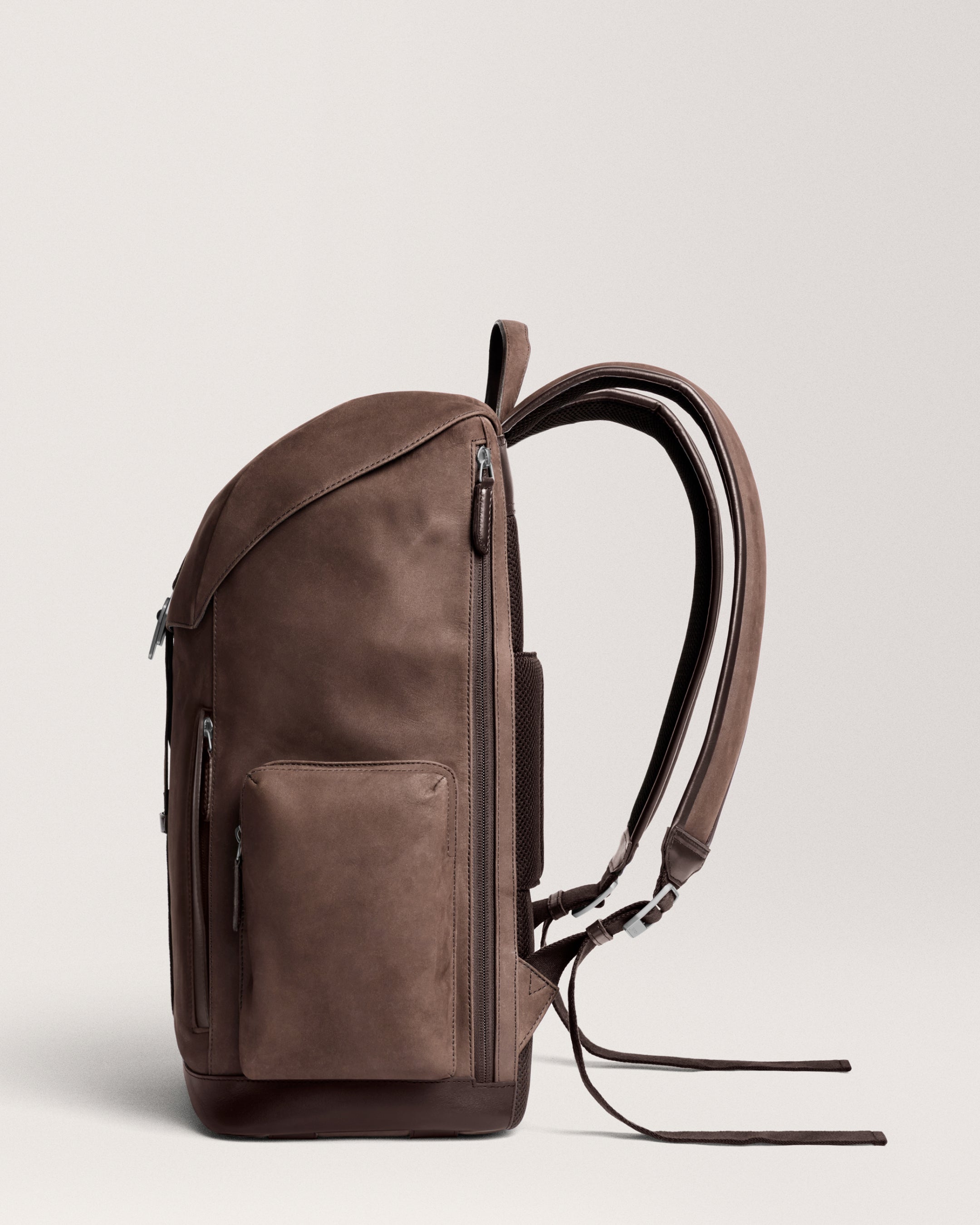 Traverse Backpack chocolate
