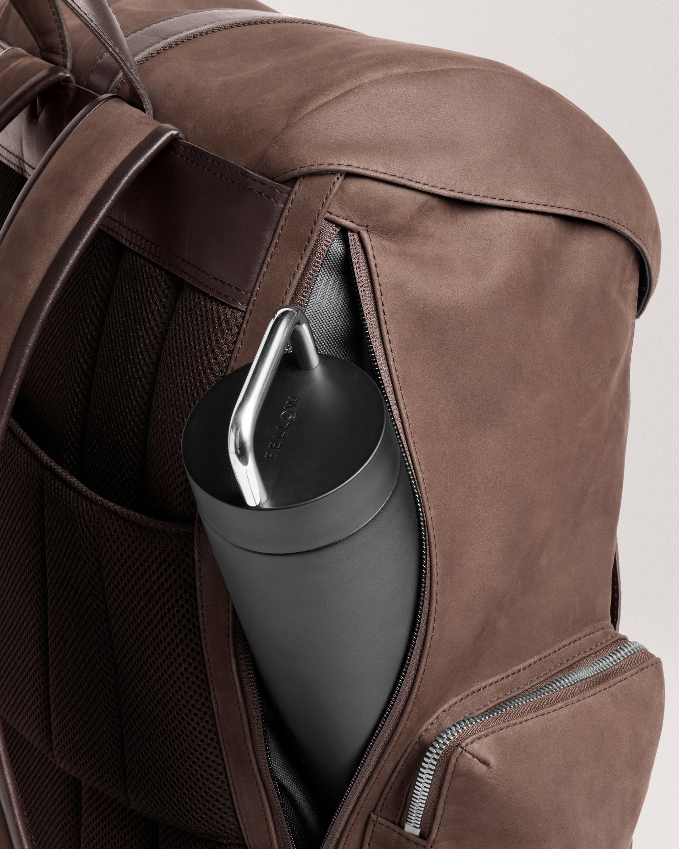 Traverse Backpack chocolate