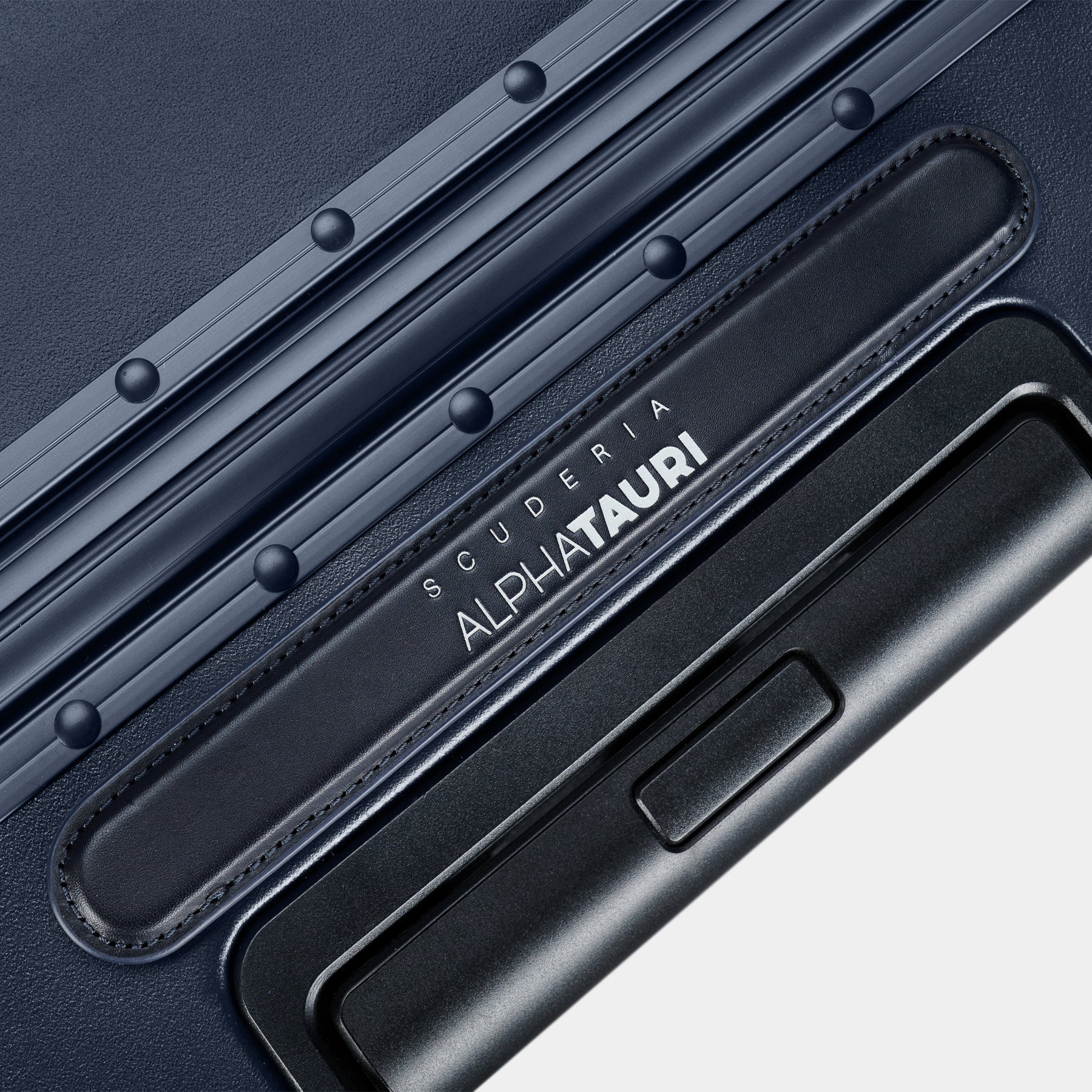 The Carry-on - Return navy