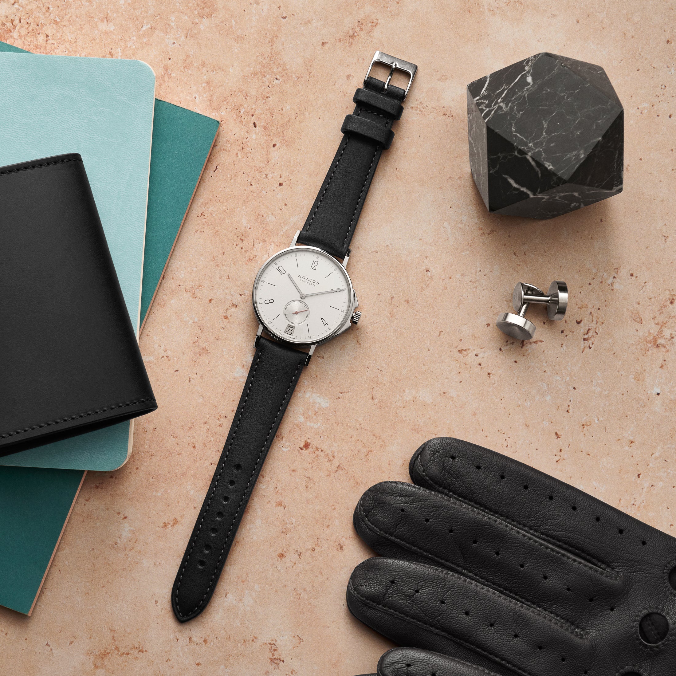 The Classic Watch Strap black